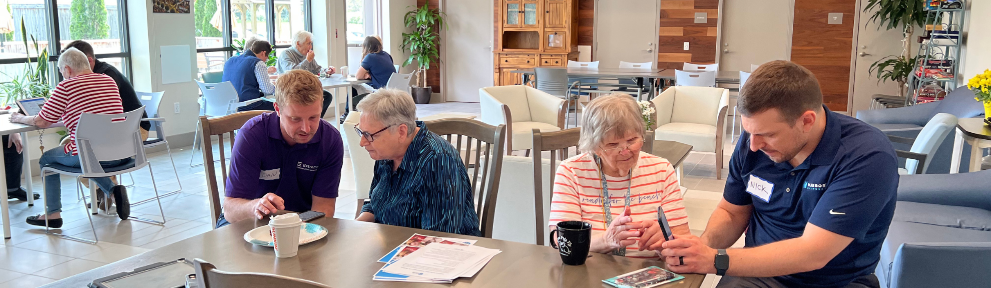 2Life residents and volunteers at Shirley Meadows