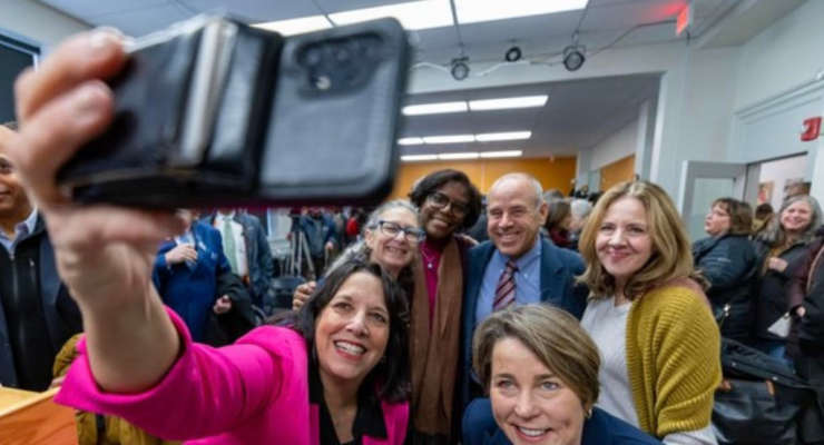 Governor Maura Healey, Lt. Governor Kim Driscoll, project partners David Solimine and Magnolia Contreras, and 2Life's very own Amy Schectman and Lizbeth Heyer