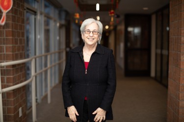 A photograph of Diane Metzger